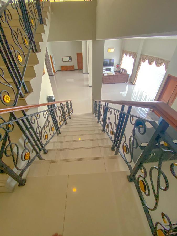 Villa Andalus 3 Puncak Exterior photo